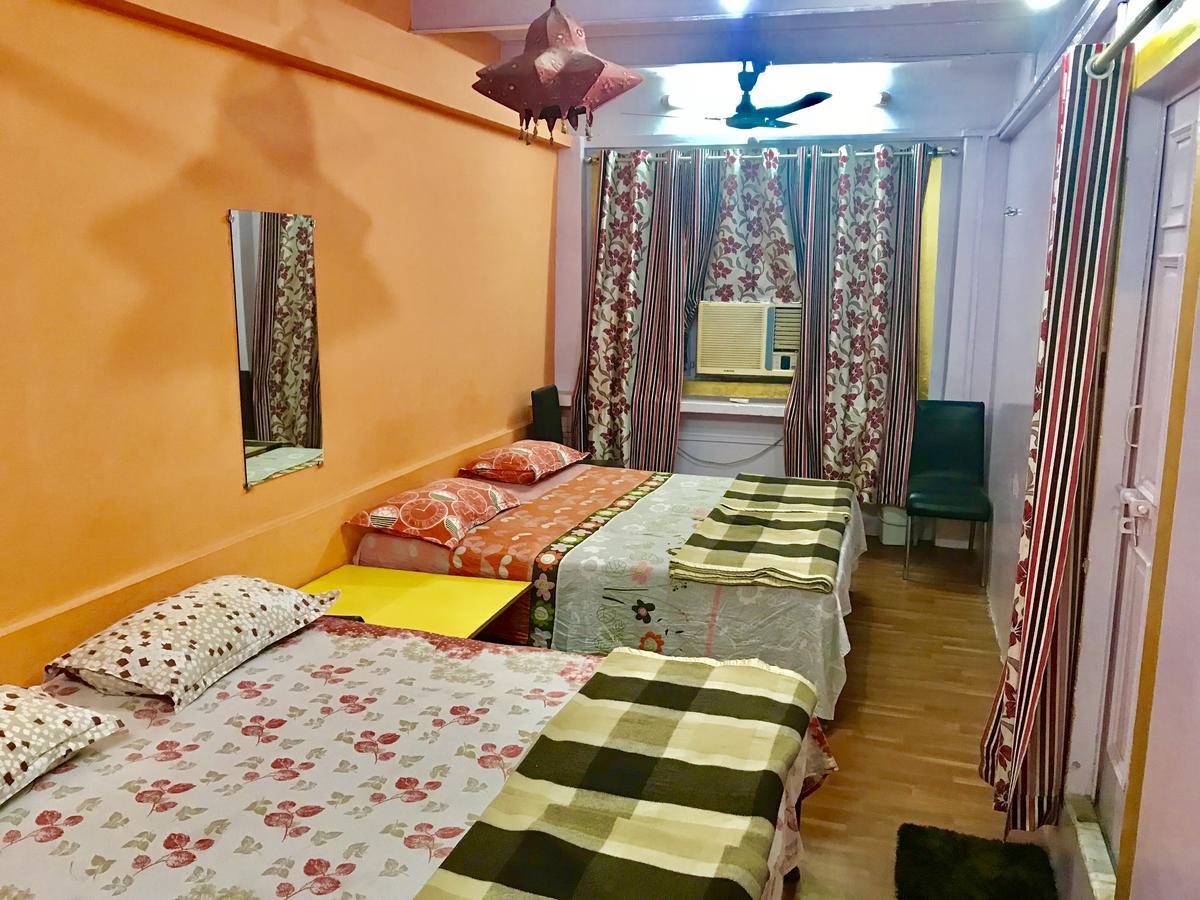 Golden Lodge Benares Buitenkant foto