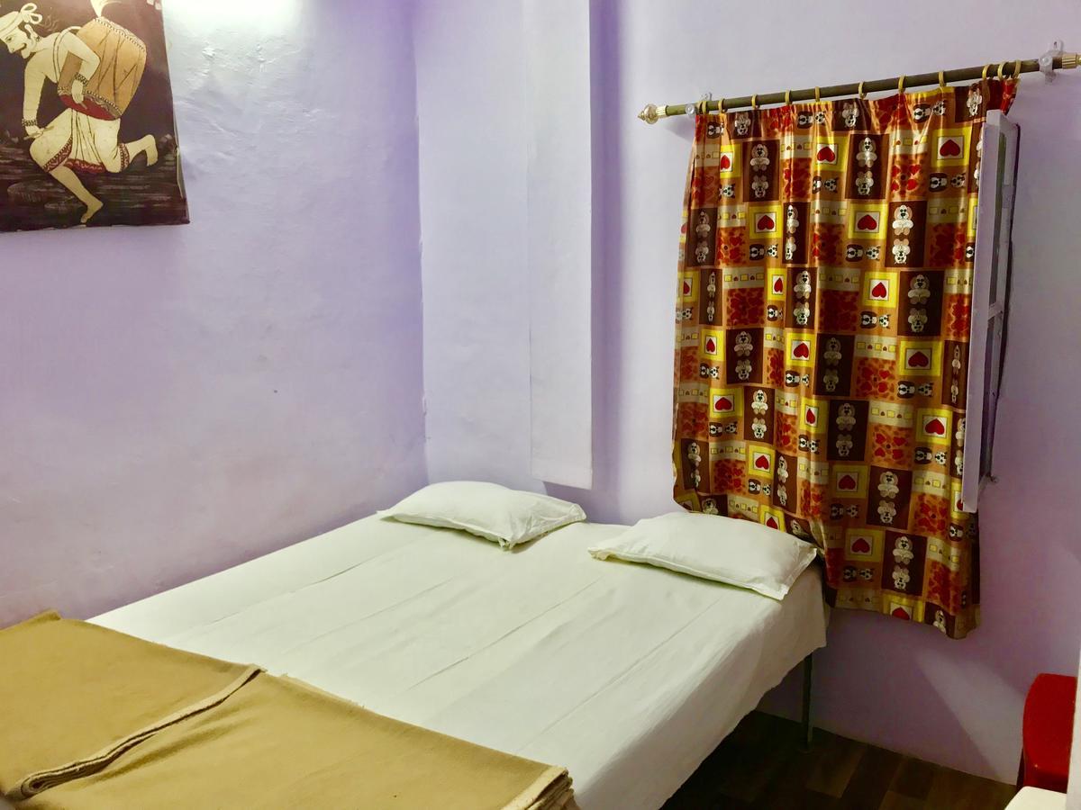 Golden Lodge Benares Buitenkant foto